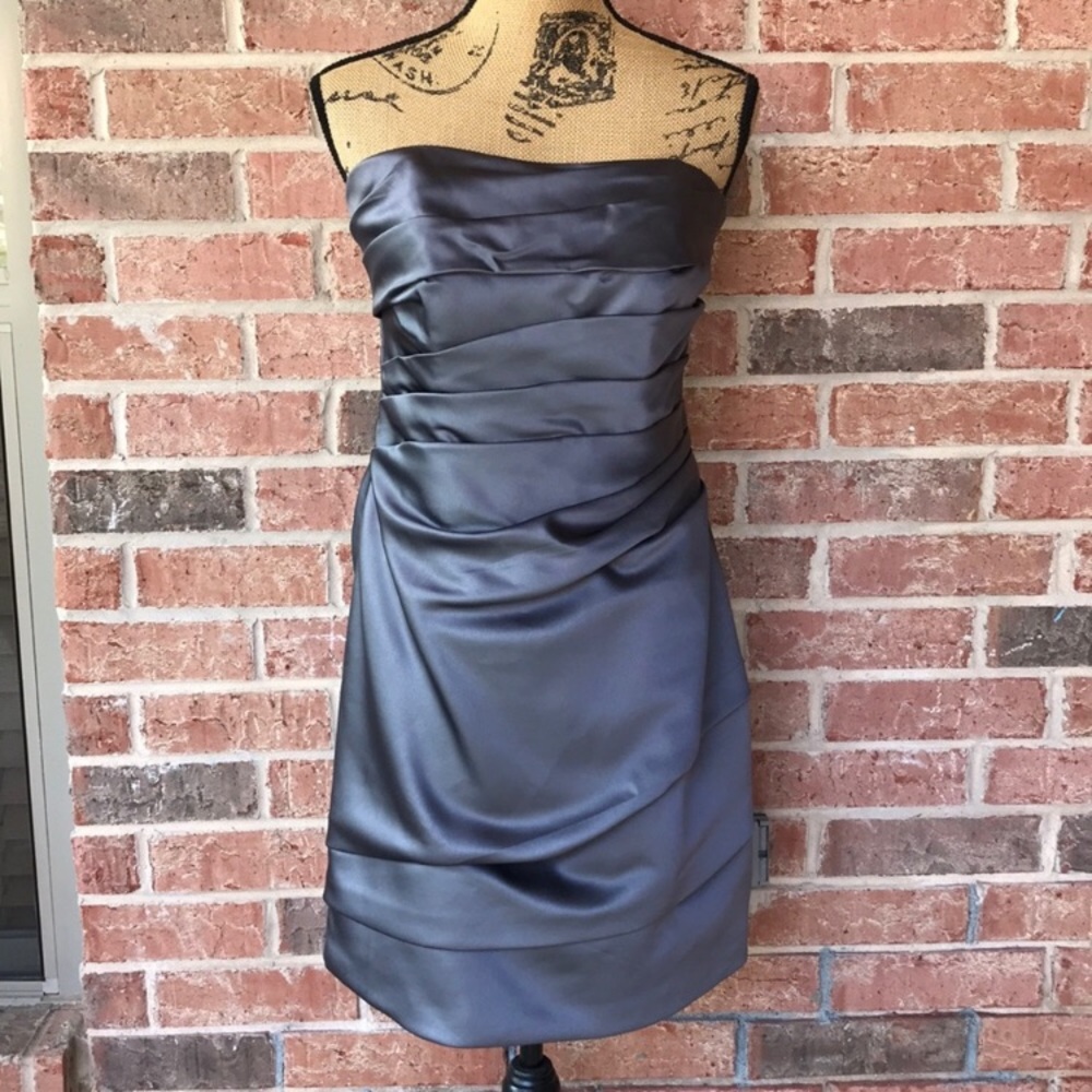 David’s Bridal NWT Short Strapless Satin Dress 10